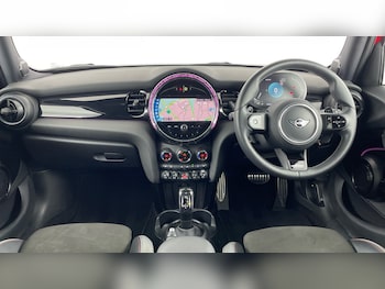 Used MINI Hatch 2024 for sale - 77629239: Photo