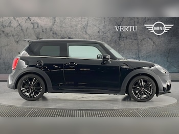 Used MINI Hatch 2023 for sale - 78657065: Photo