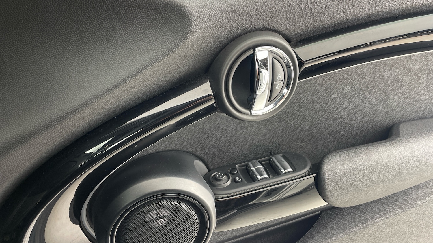 Used MINI Convertible 2022 for sale - 76564937: Photo 20