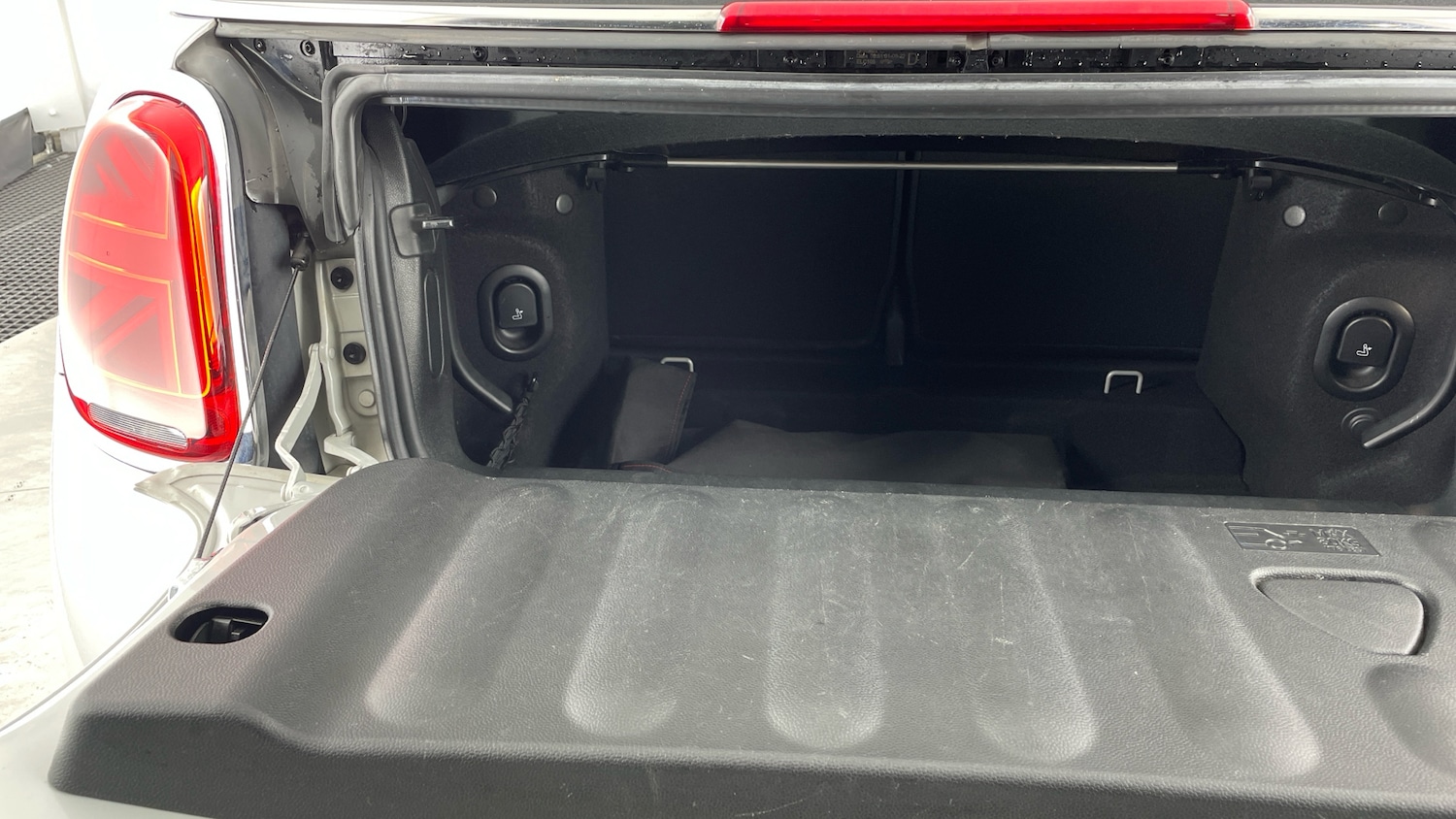 Used MINI Convertible 2022 for sale - 76564937: Photo 34