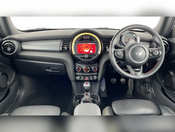 Used MINI Hatch 2019 for sale - 79479580: Photo