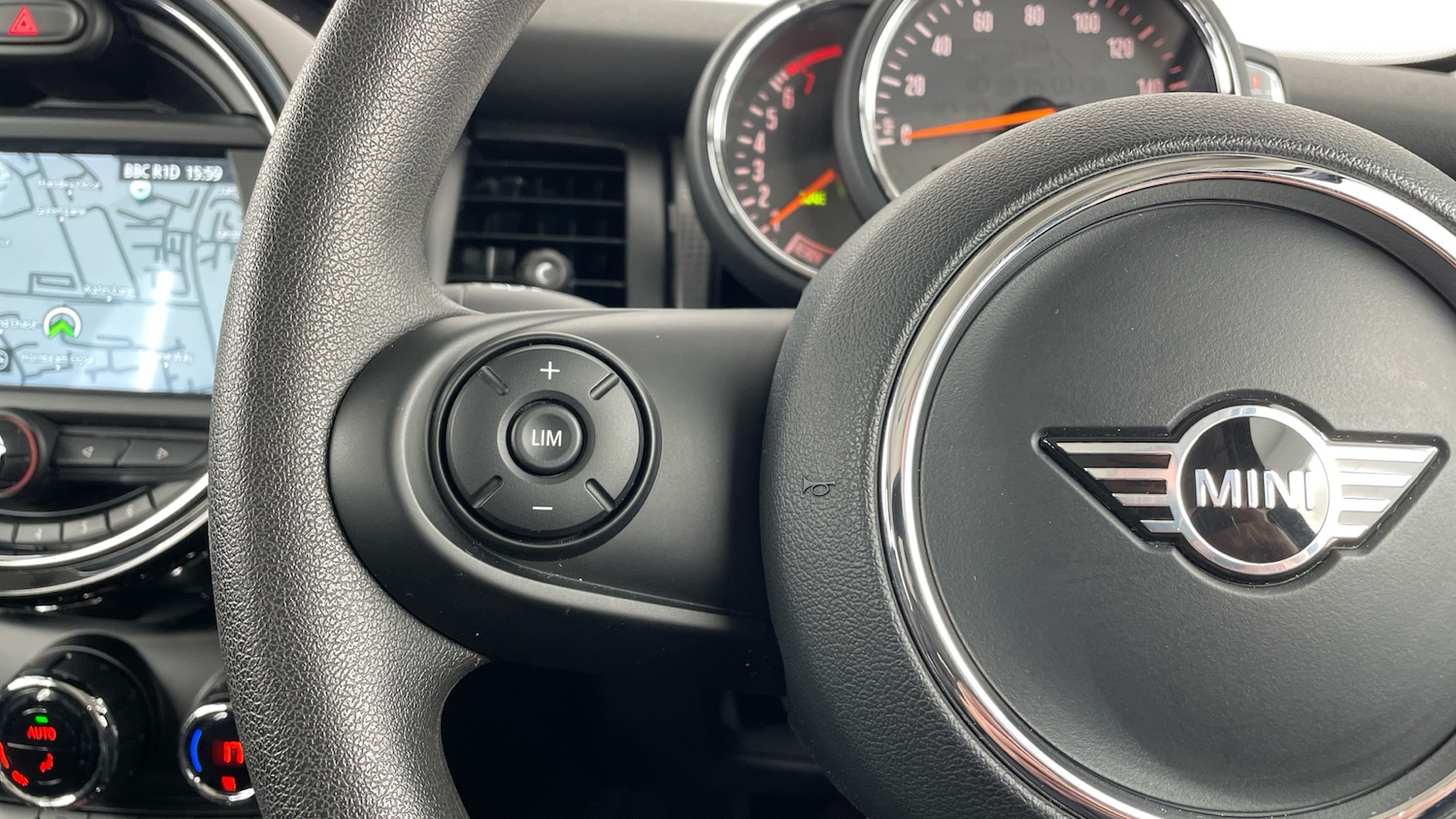 Used MINI Hatch 2020 for sale - 76891964: Photo 17