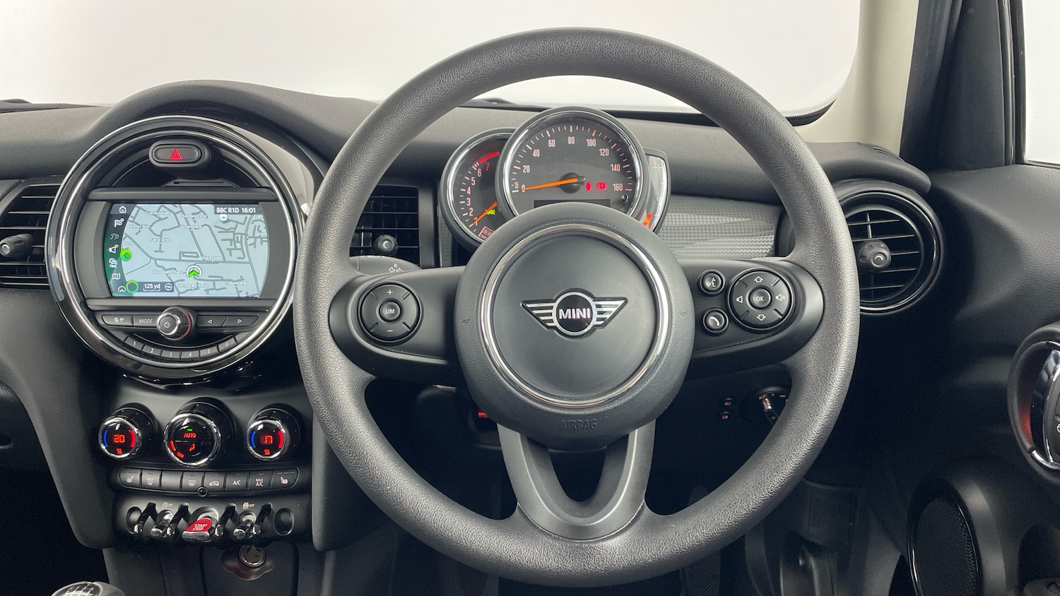 Used MINI Hatch 2020 for sale - 76891964: Photo 5