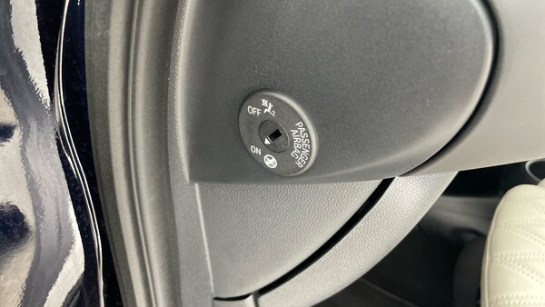 Used MINI Convertible 2022 for sale - 75700702: Photo 31