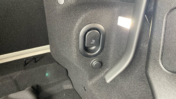 Used MINI Convertible 2022 for sale - 75700702: Photo 40