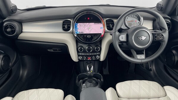 Used MINI Convertible 2022 for sale - 75700702: Photo 4