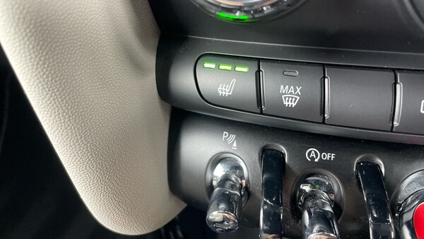 Used MINI Convertible 2022 for sale - 75700702: Photo 59