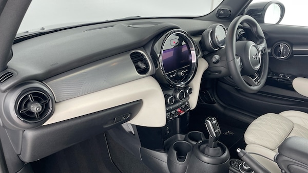Used MINI Convertible 2022 for sale - 75700702: Photo 7