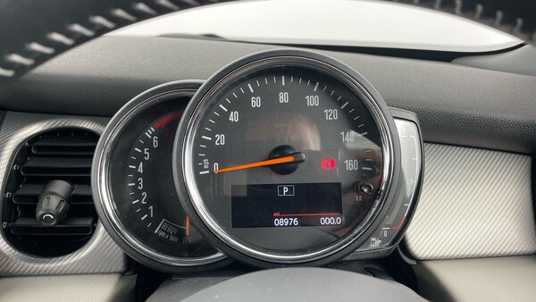 Used MINI Convertible 2022 for sale - 75700702: Photo 9