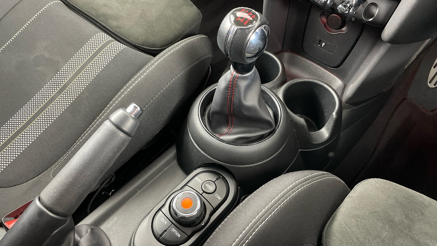 Used MINI Hatch 2019 for sale - 77210907: Photo 10