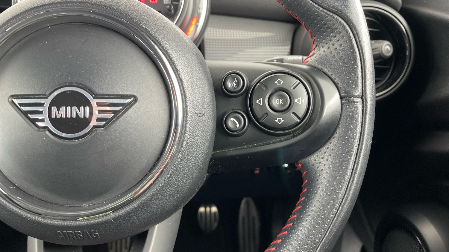 Used MINI Hatch 2019 for sale - 77210907: Photo 18