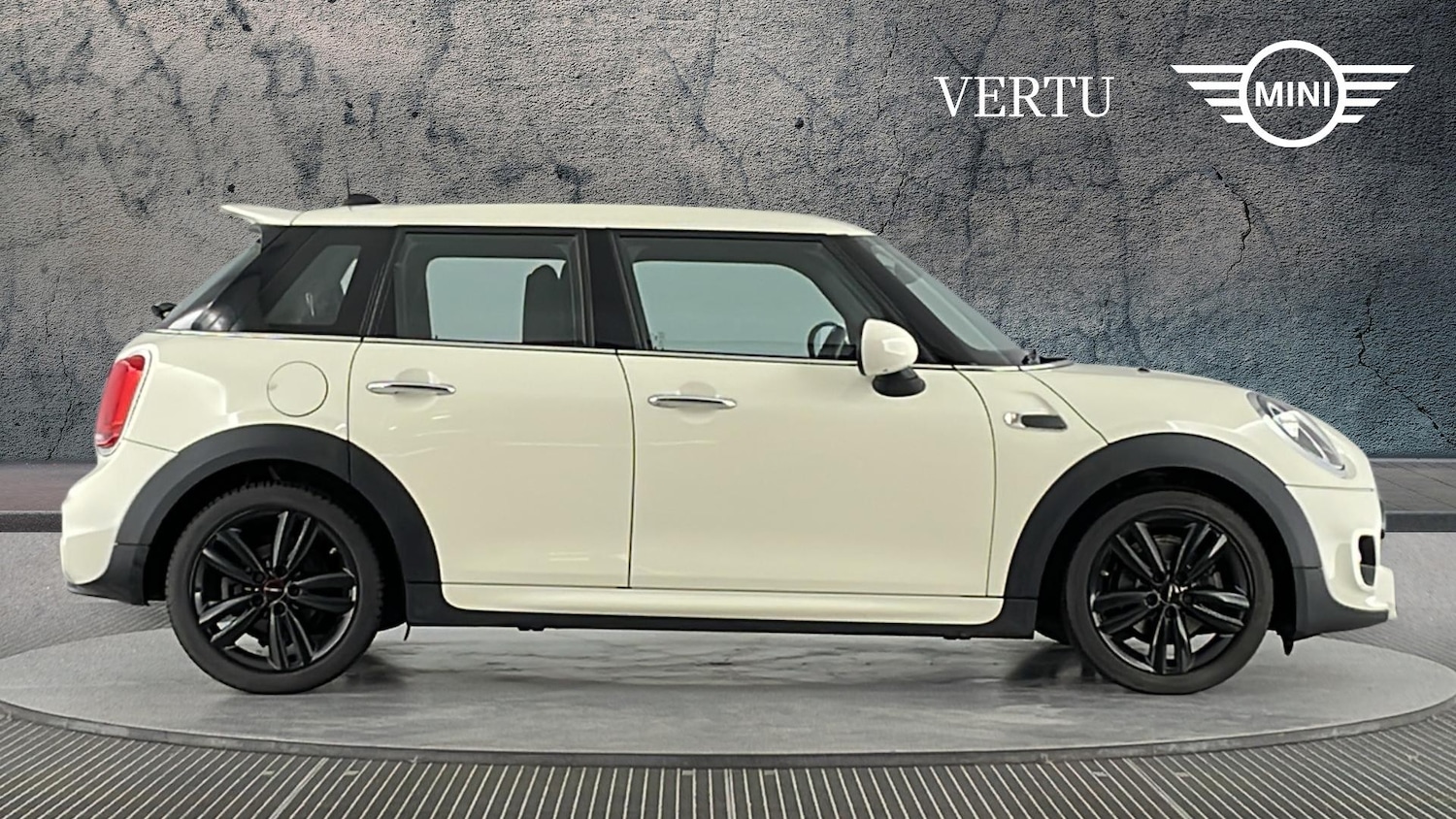 Used MINI Hatch 2019 for sale - 77210907: Photo 3