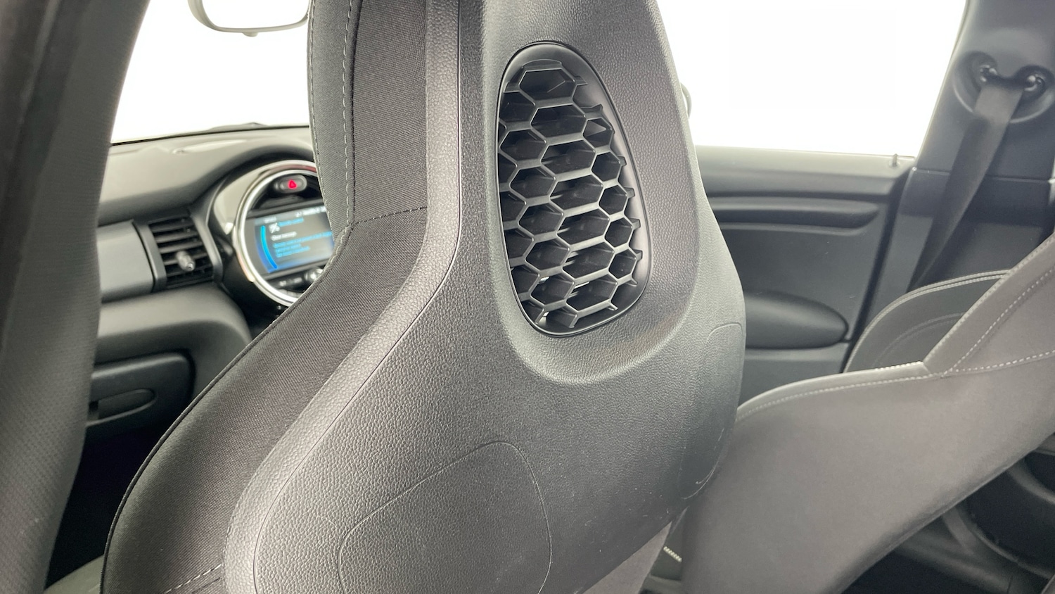 Used MINI Hatch 2019 for sale - 77210907: Photo 31