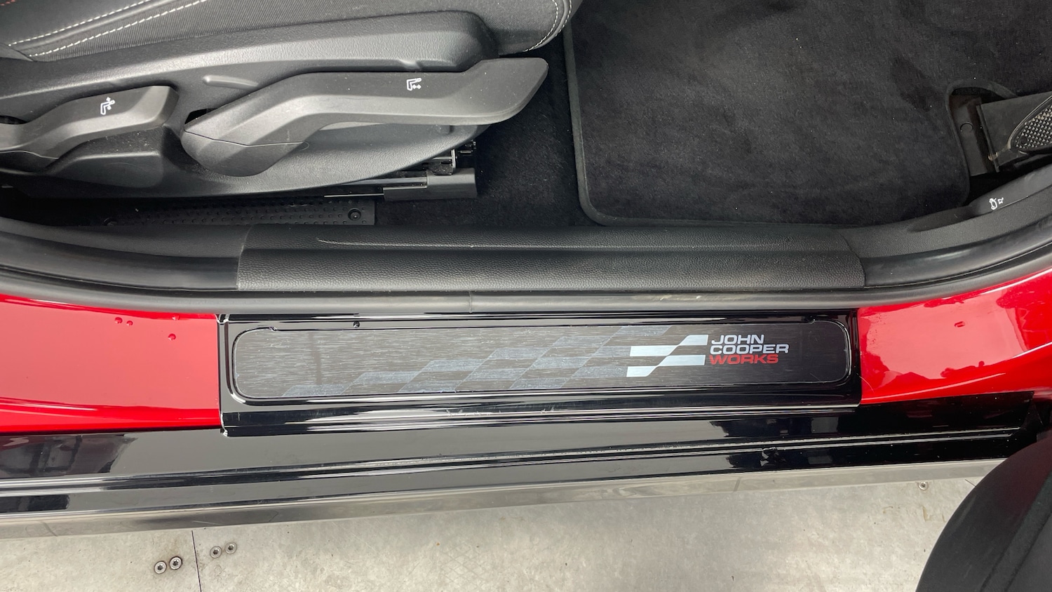 Used MINI Cooper 2025 for sale - 78109103: Photo 32