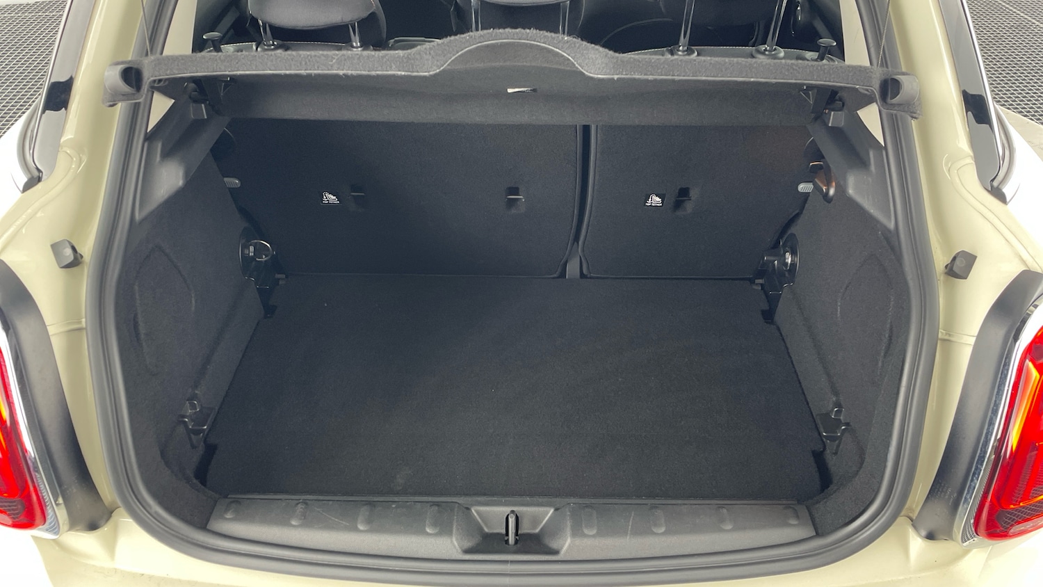 Used MINI Hatch 2021 for sale - 78094949: Photo 13