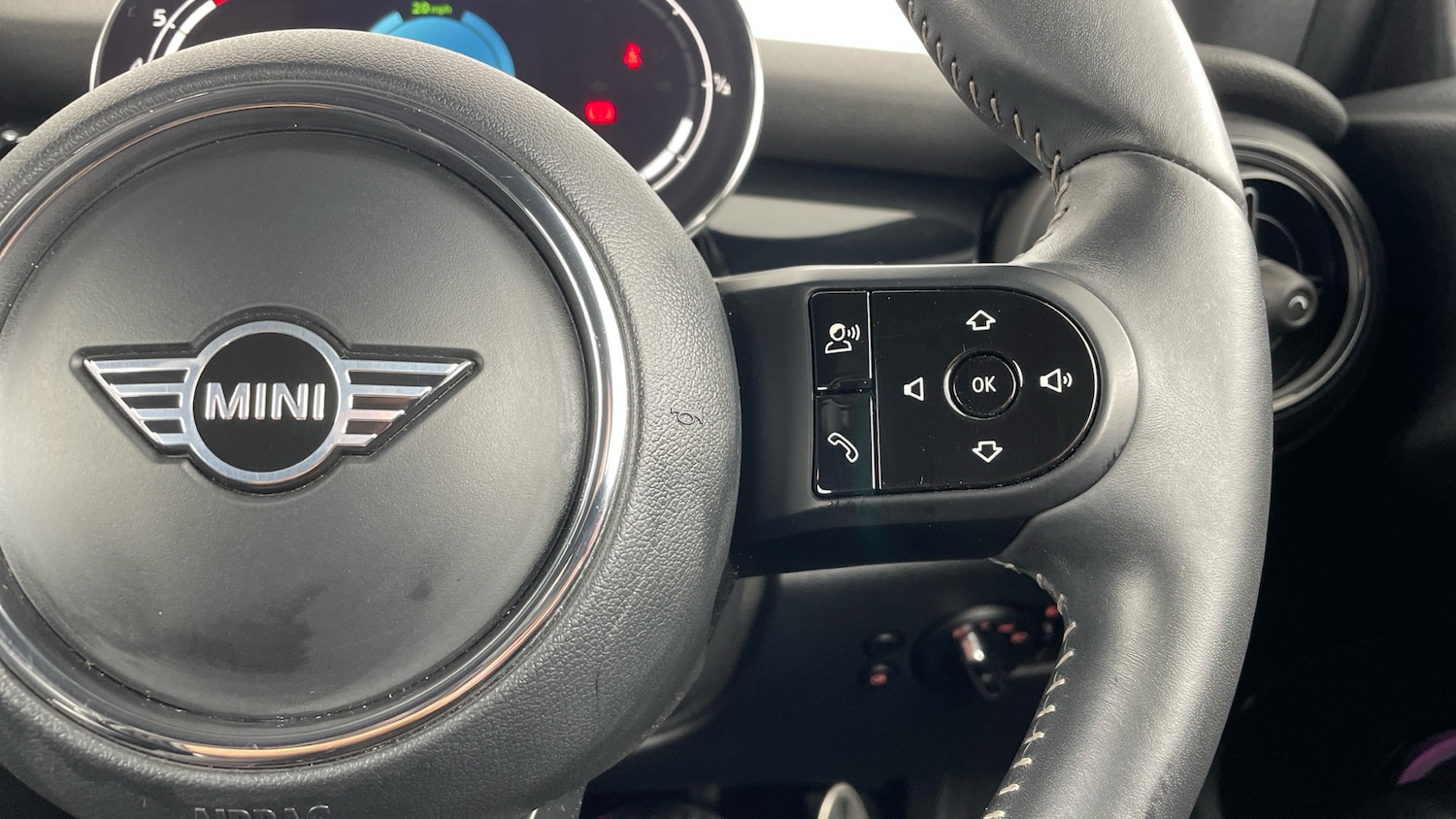 Used MINI Convertible 2022 for sale - 76382568: Photo 18