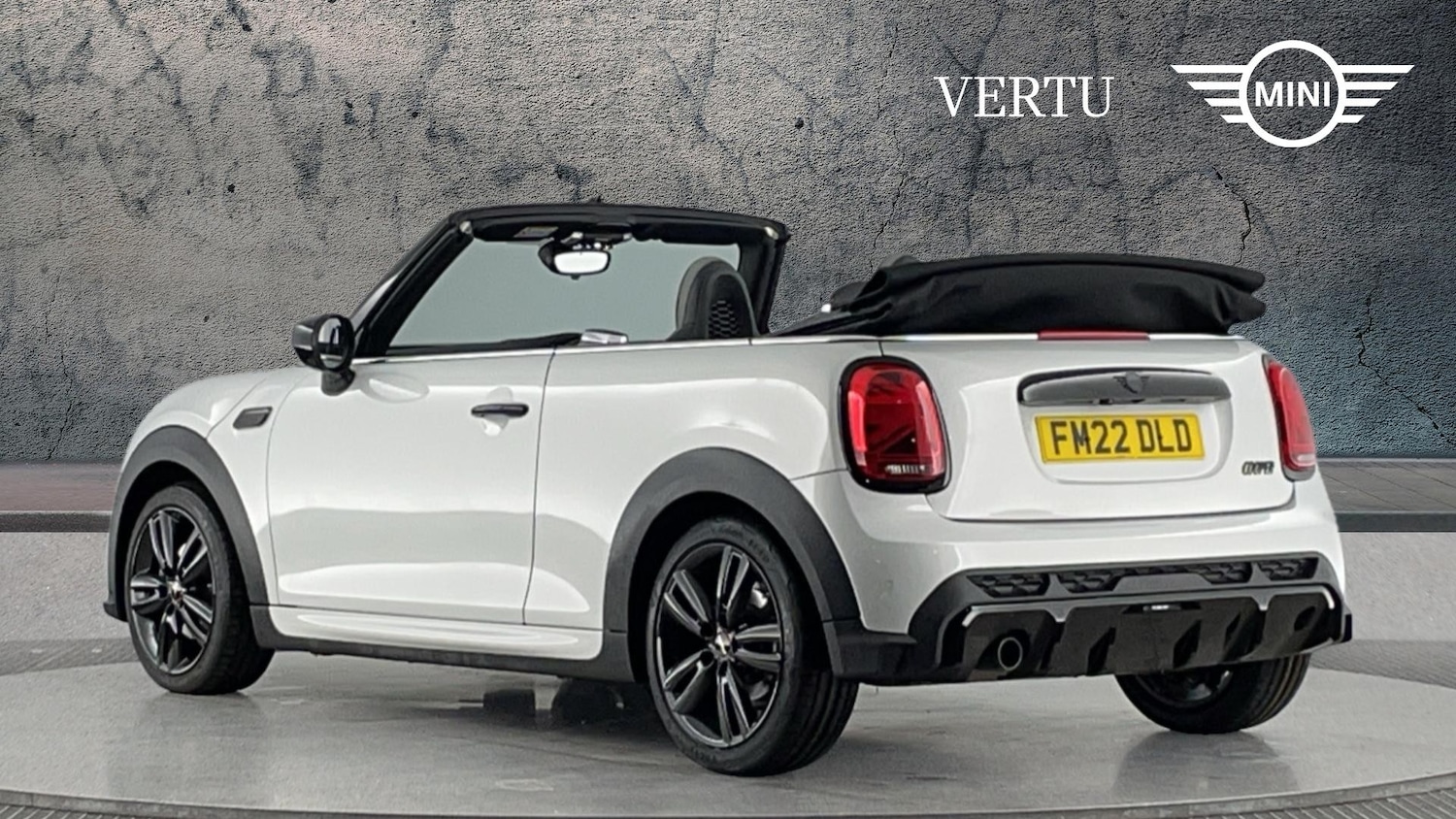 Used MINI Convertible 2022 for sale - 76382568: Photo 2