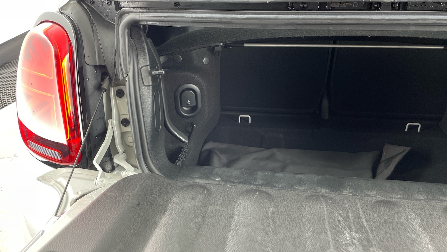 Used MINI Convertible 2022 for sale - 76382568: Photo 38