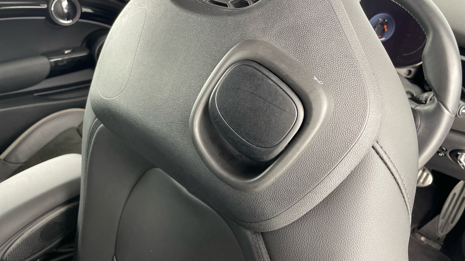 Used MINI Convertible 2022 for sale - 76382568: Photo 47