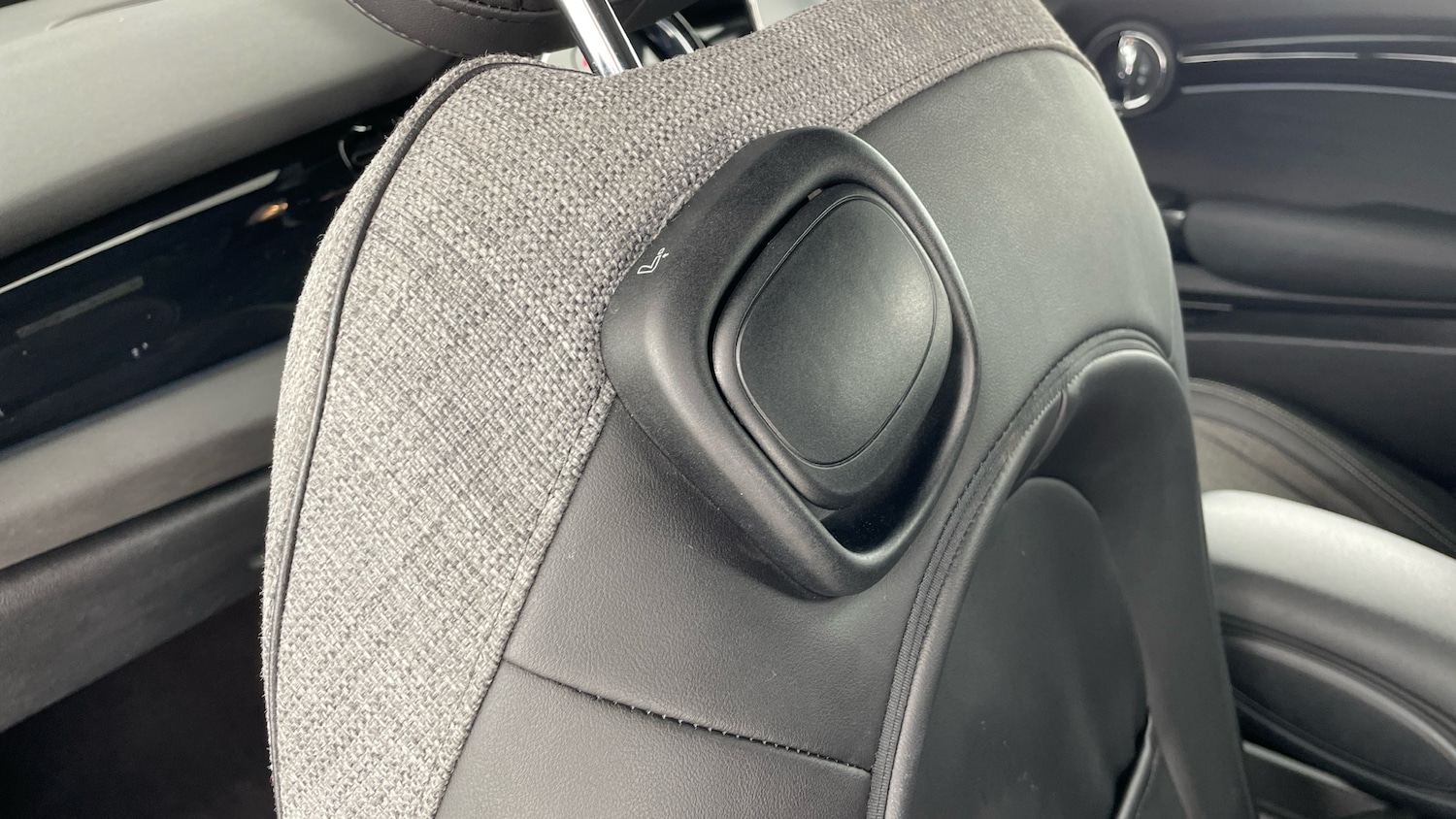 Used MINI Hatch 2022 for sale - 77656070: Photo 31