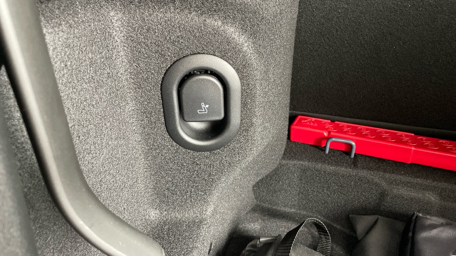 Used MINI Cooper 2025 for sale - 76709988: Photo 40