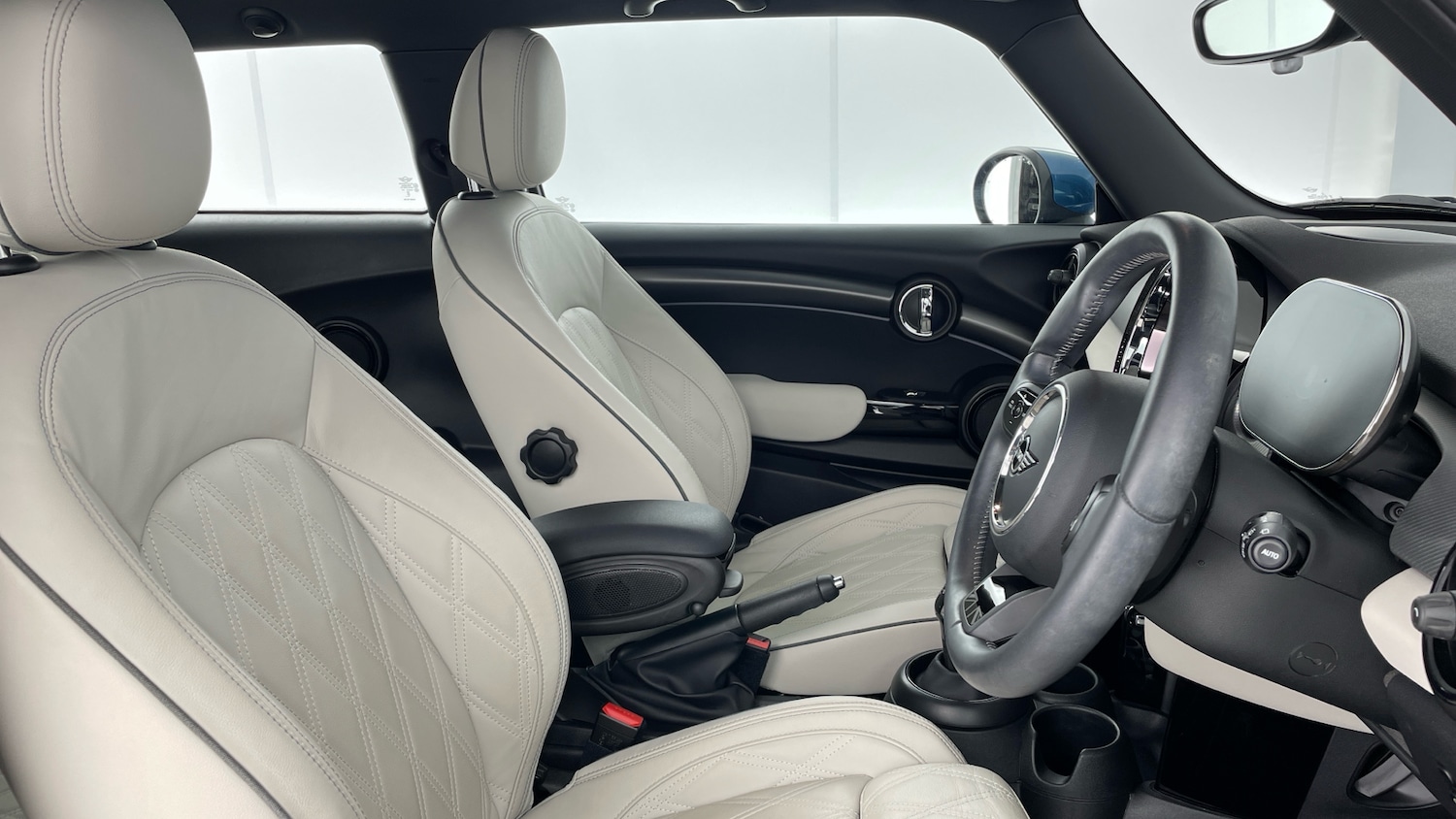 Used MINI Hatch 2023 for sale - 77069215: Photo 11