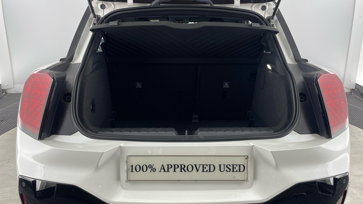 Used MINI Aceman 2025 for sale - 76142324: Photo 13