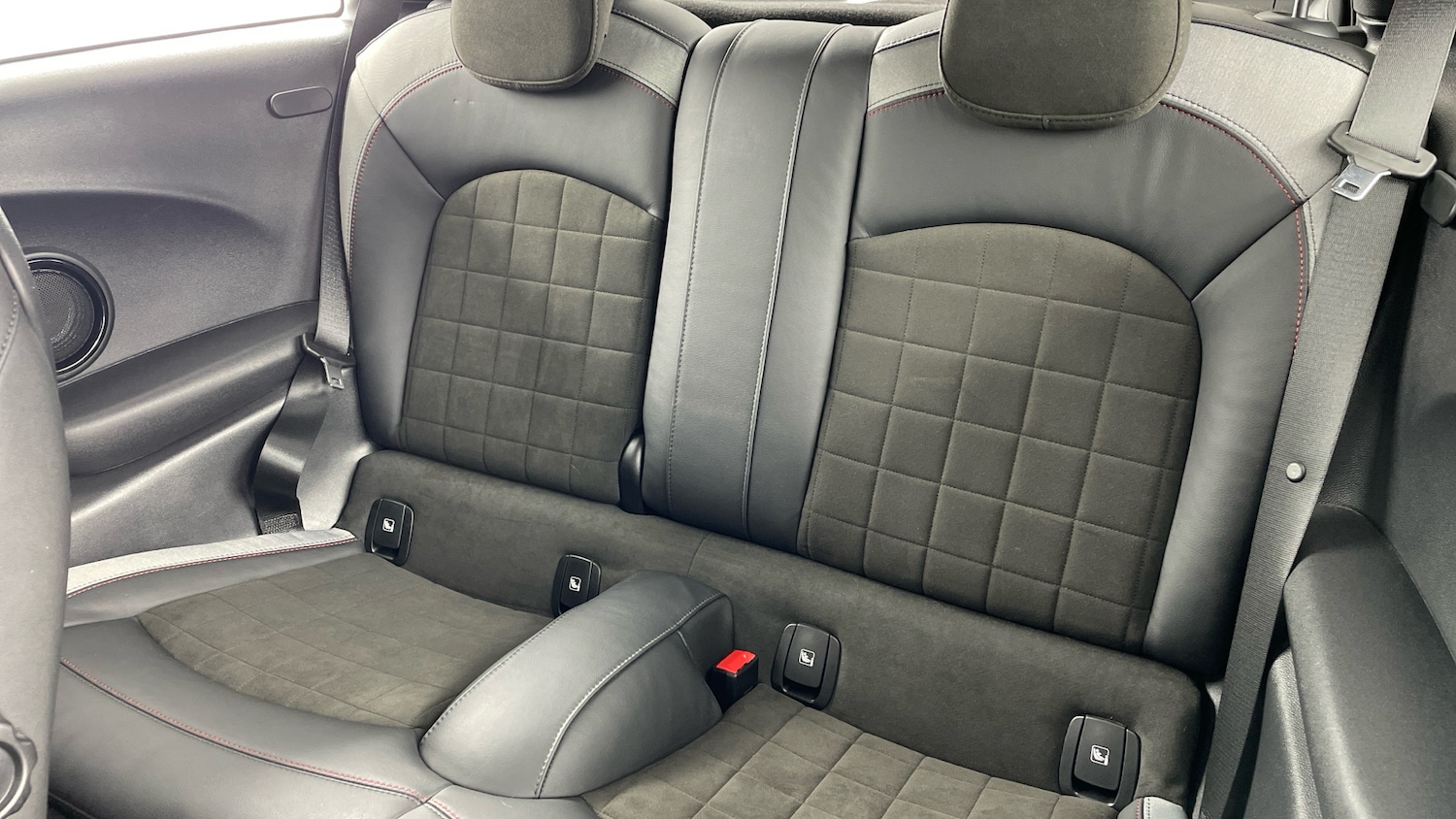 Used MINI Hatch 2022 for sale - 77022730: Photo 12