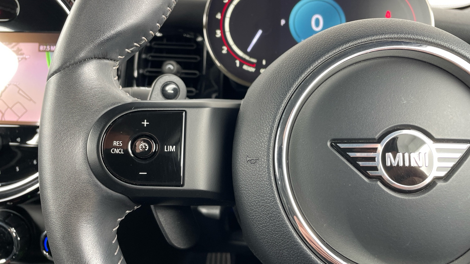 Used MINI Hatch 2022 for sale - 77022730: Photo 17
