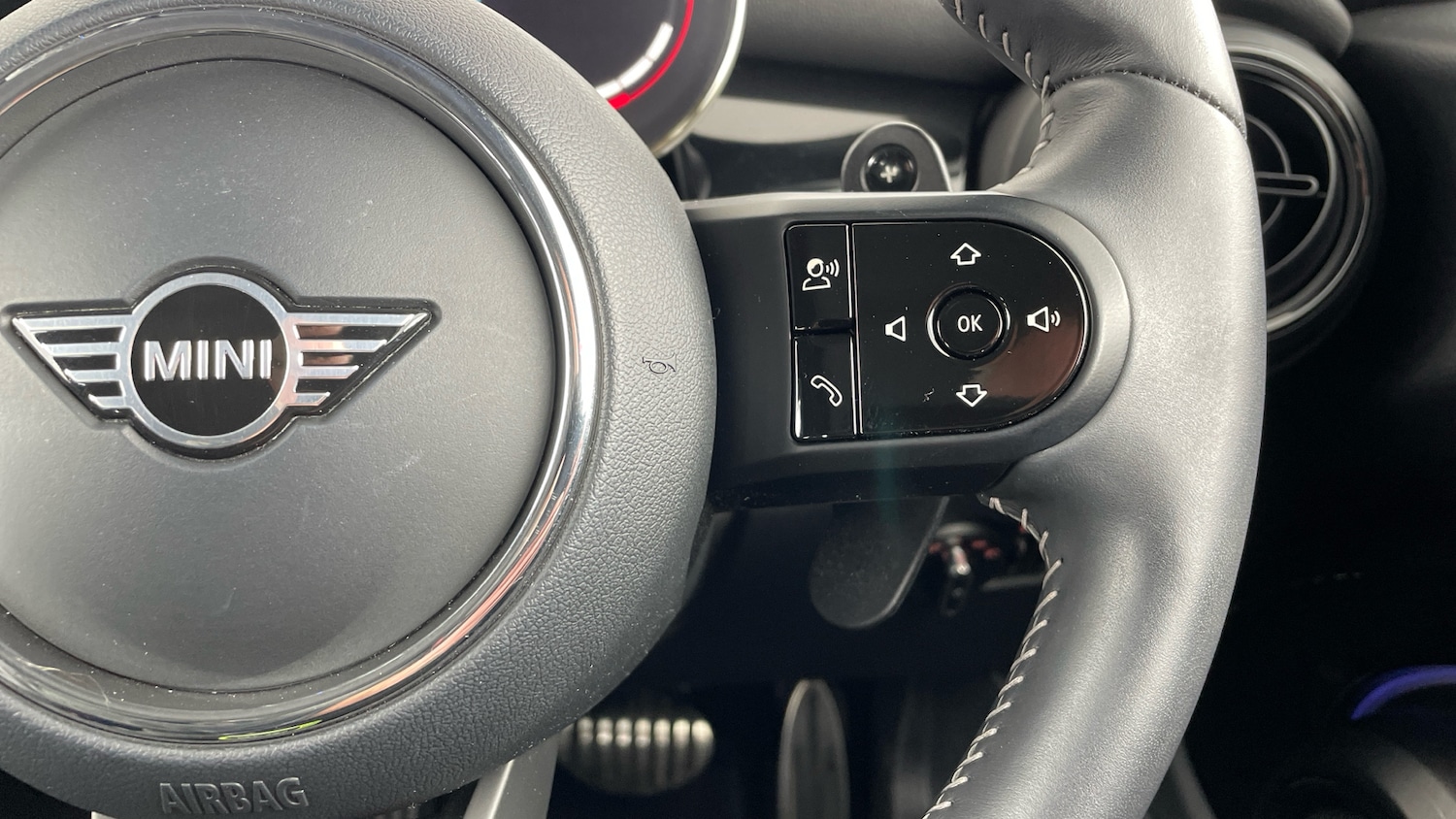 Used MINI Hatch 2022 for sale - 77022730: Photo 18