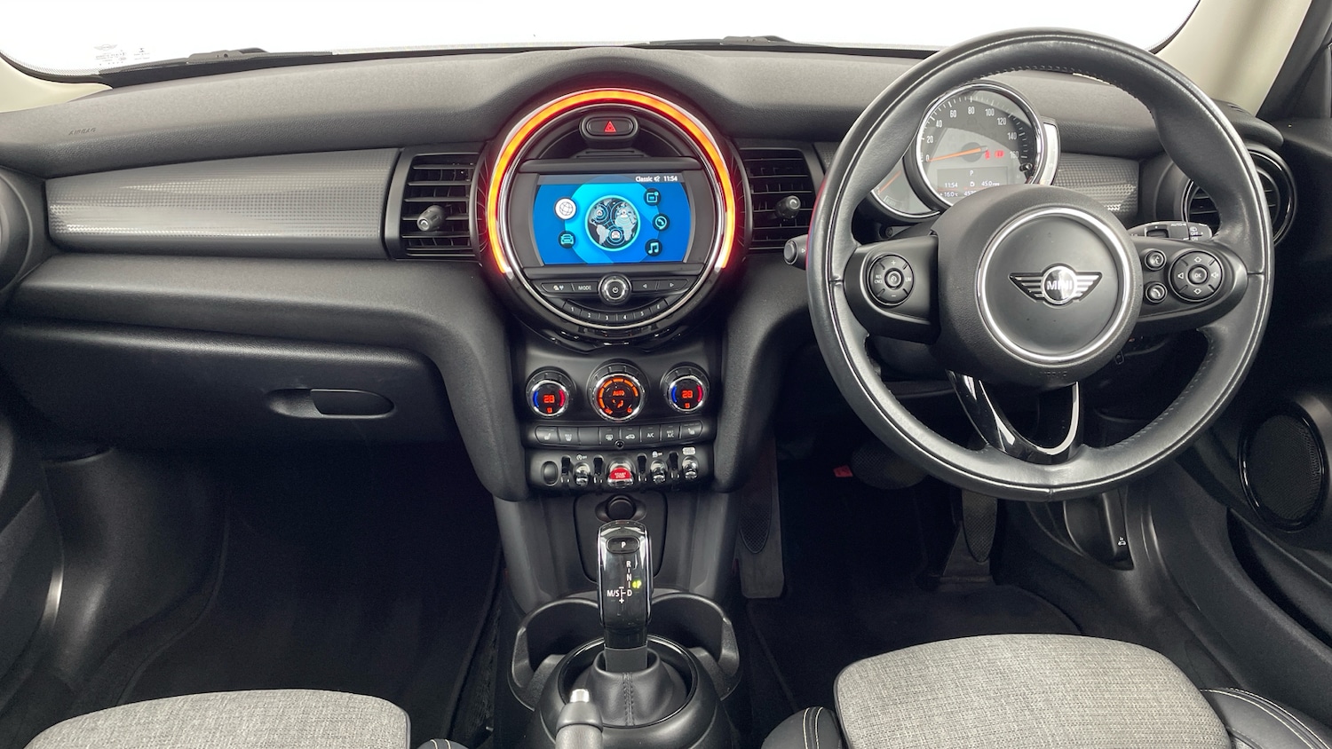 Used MINI Hatch 2018 for sale - 77578112: Photo 4