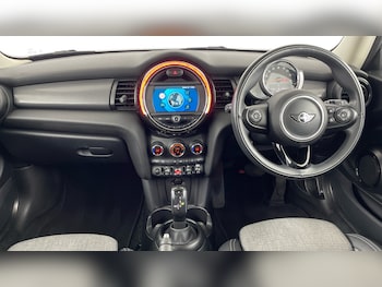 Used MINI Hatch 2018 for sale - 77578112: Photo