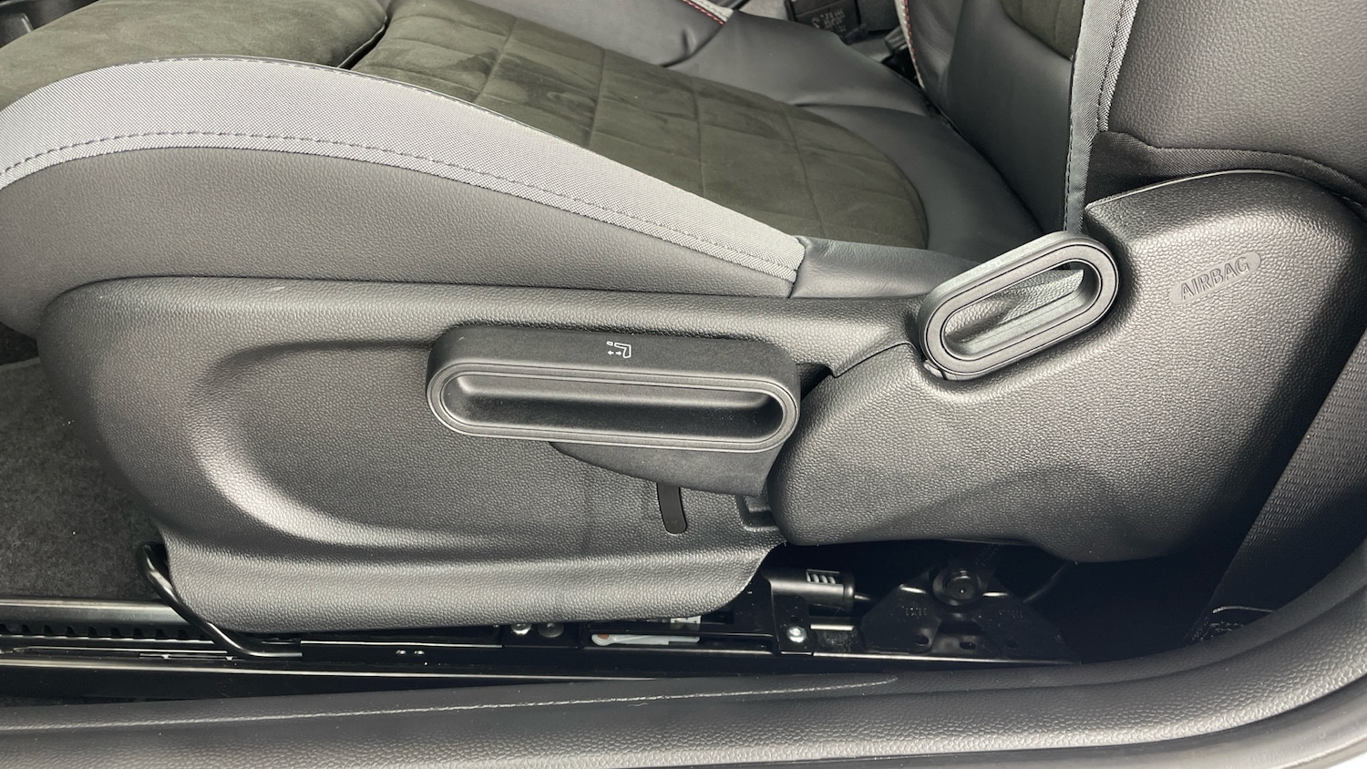 Used MINI Hatch 2023 for sale - 76557269: Photo 28