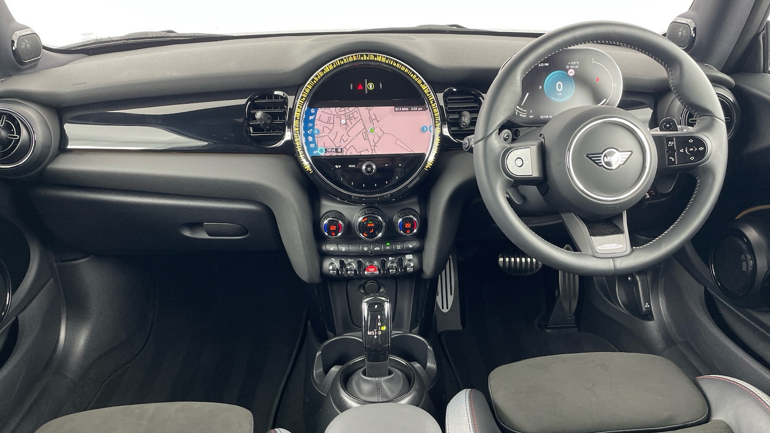 Used MINI Hatch 2023 for sale - 76557269: Photo 4