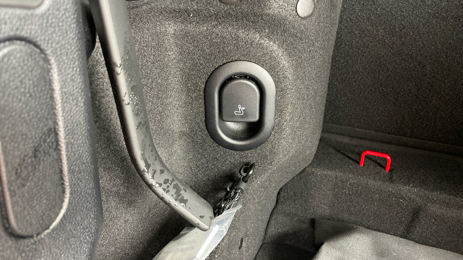 Used MINI Convertible 2024 for sale - 77963061: Photo 40