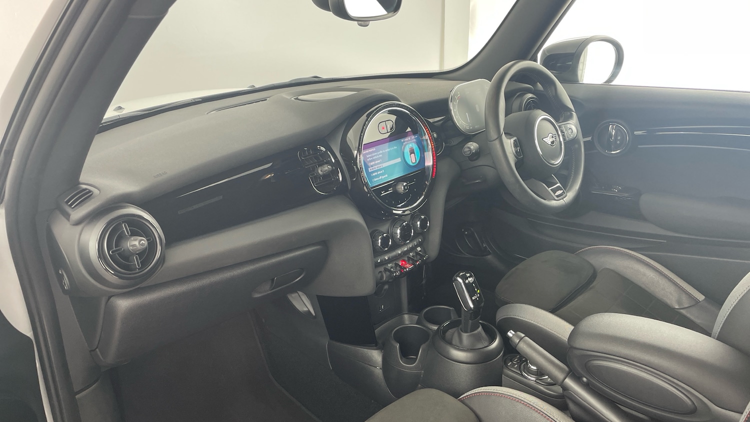 Used MINI Hatch 2023 for sale - 78097991: Photo 7