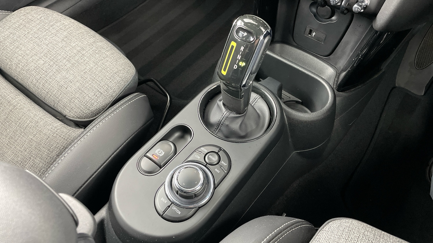 Used MINI Hatch 2022 for sale - 76968749: Photo 10