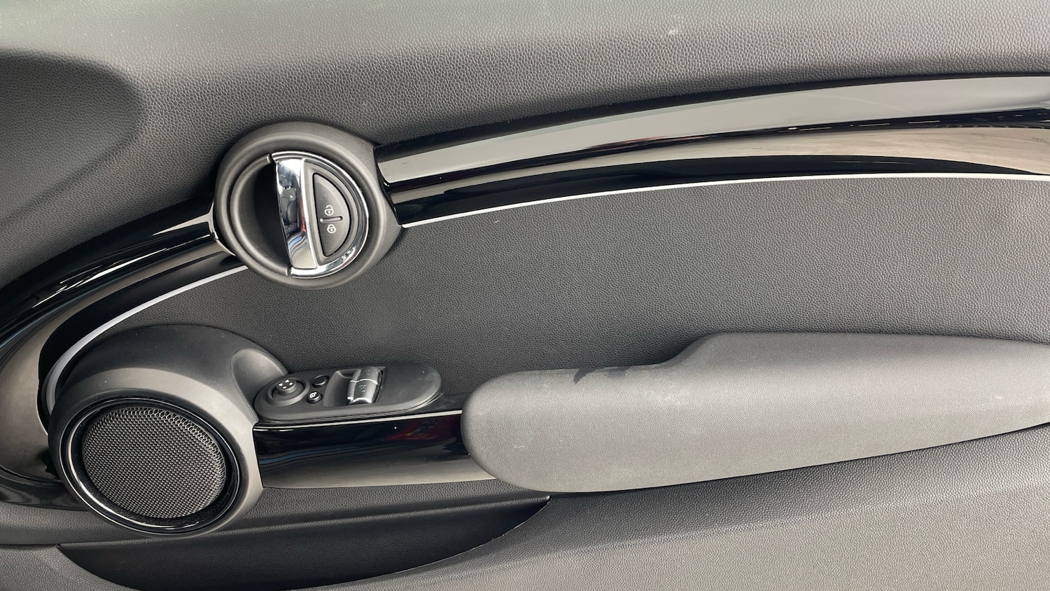 Used MINI Hatch 2022 for sale - 76968749: Photo 44