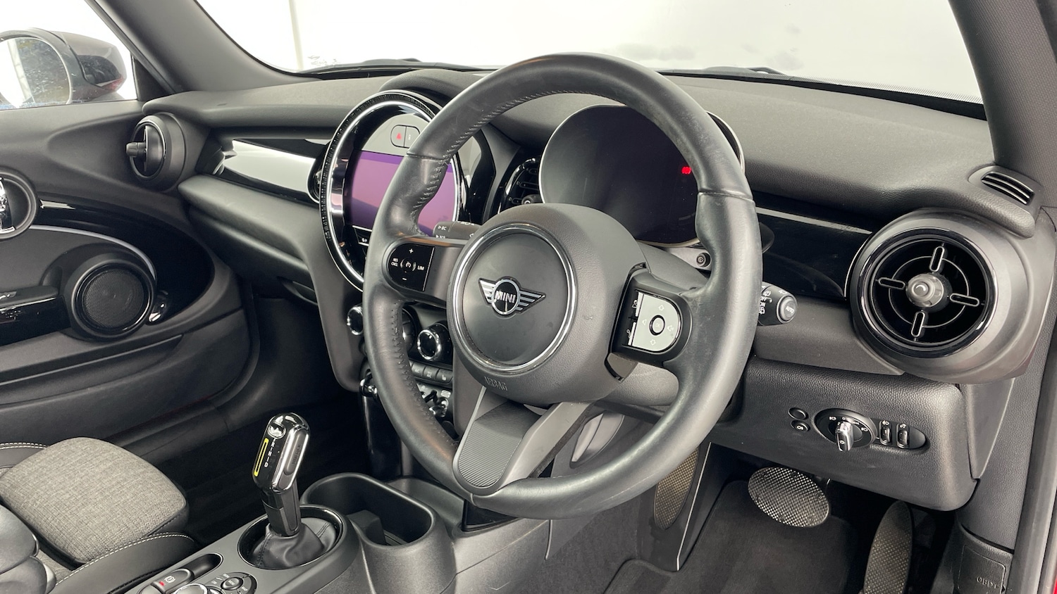 Used MINI Hatch 2022 for sale - 76968749: Photo 6