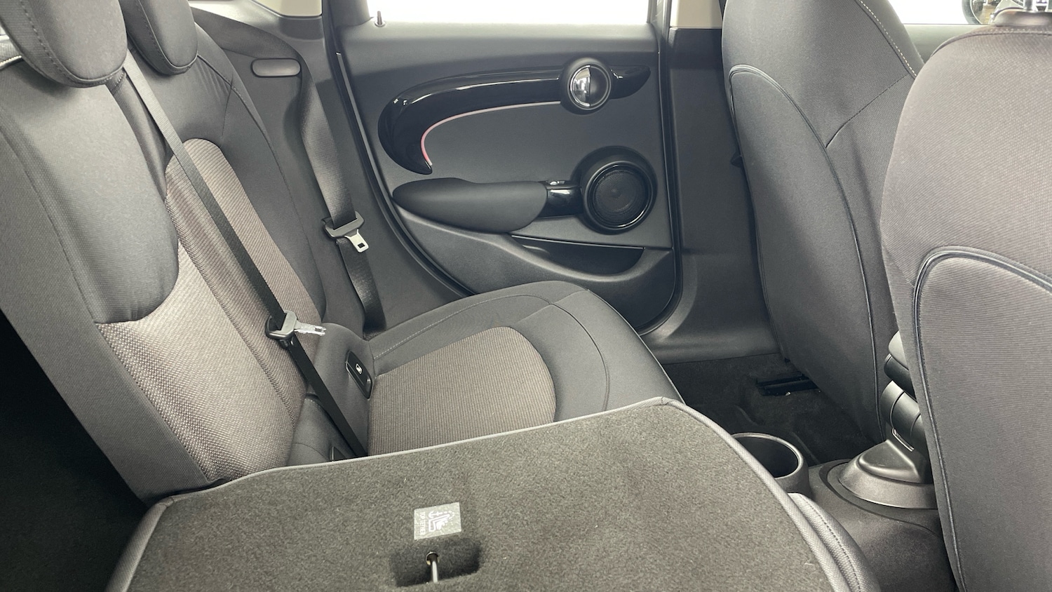 Used MINI Hatch 2021 for sale - 76492098: Photo 44