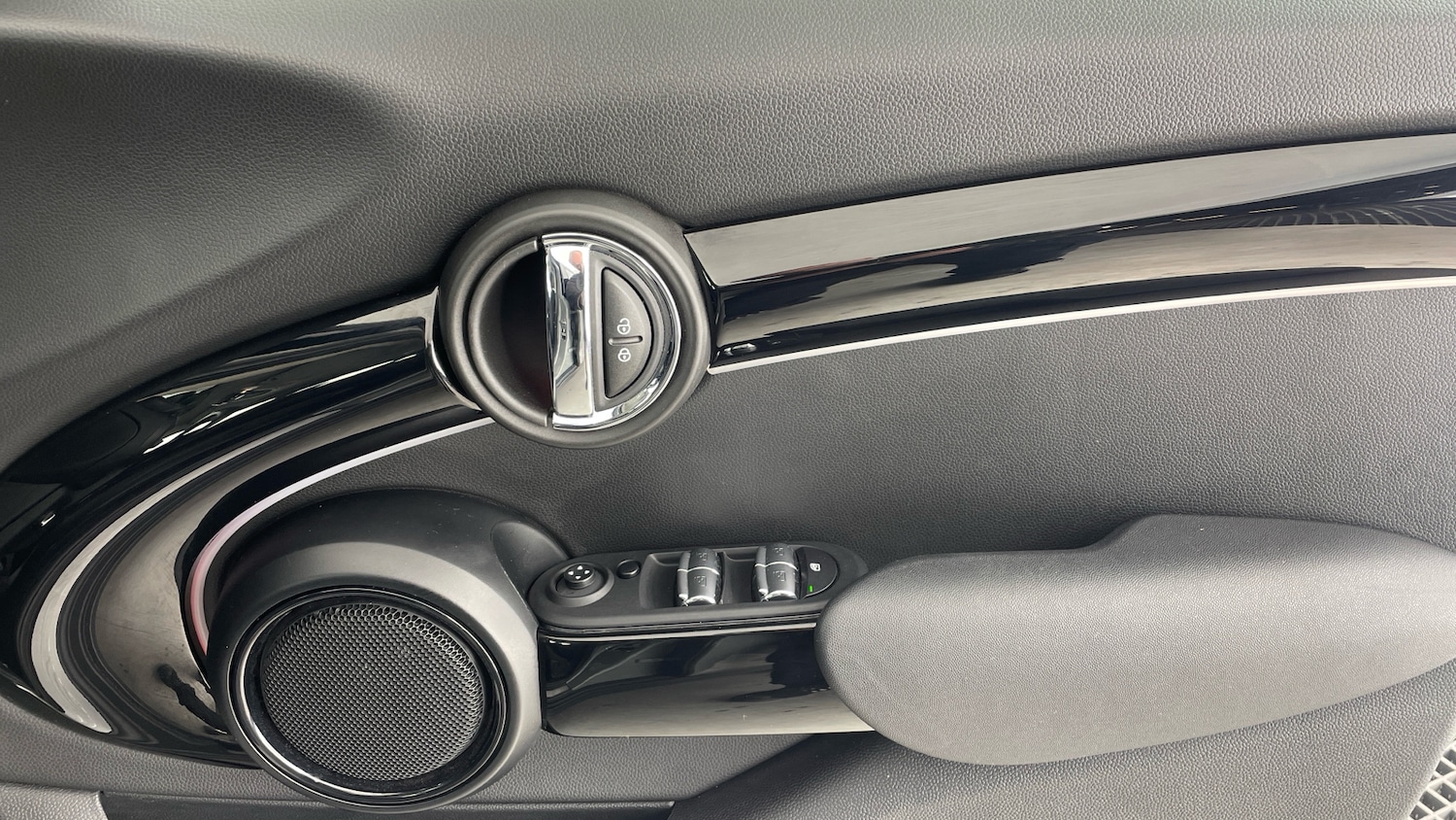 Used MINI Hatch 2021 for sale - 76492098: Photo 45