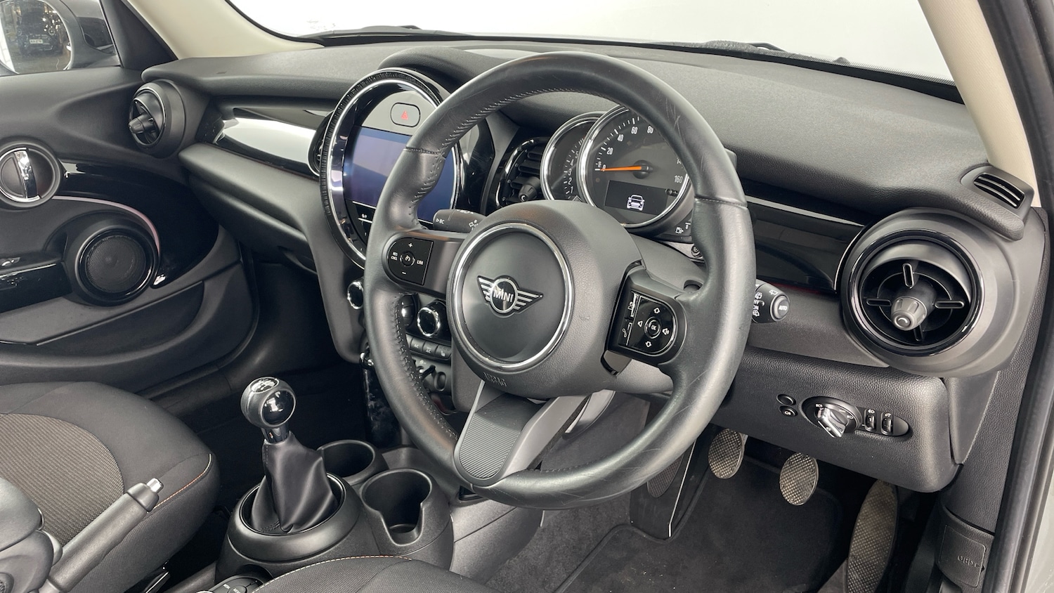 Used MINI Hatch 2021 for sale - 76492098: Photo 6