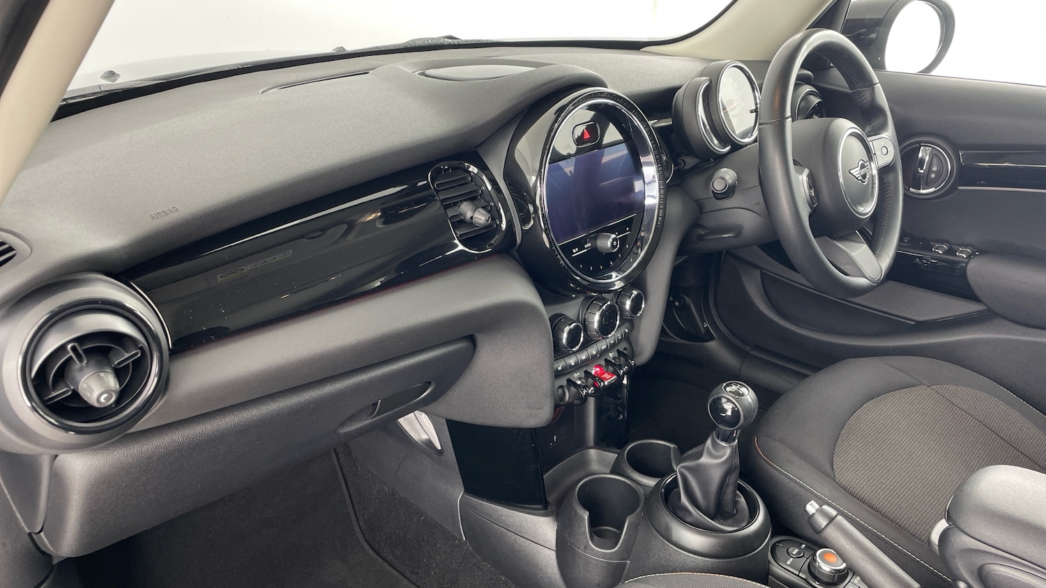 Used MINI Hatch 2021 for sale - 76492098: Photo 7