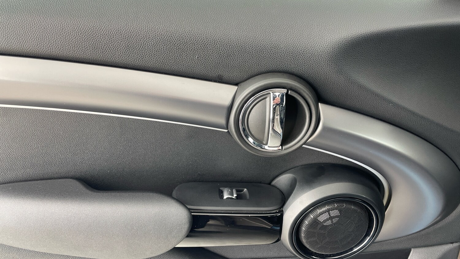 Used MINI Hatch 2022 for sale - 76946712: Photo 27