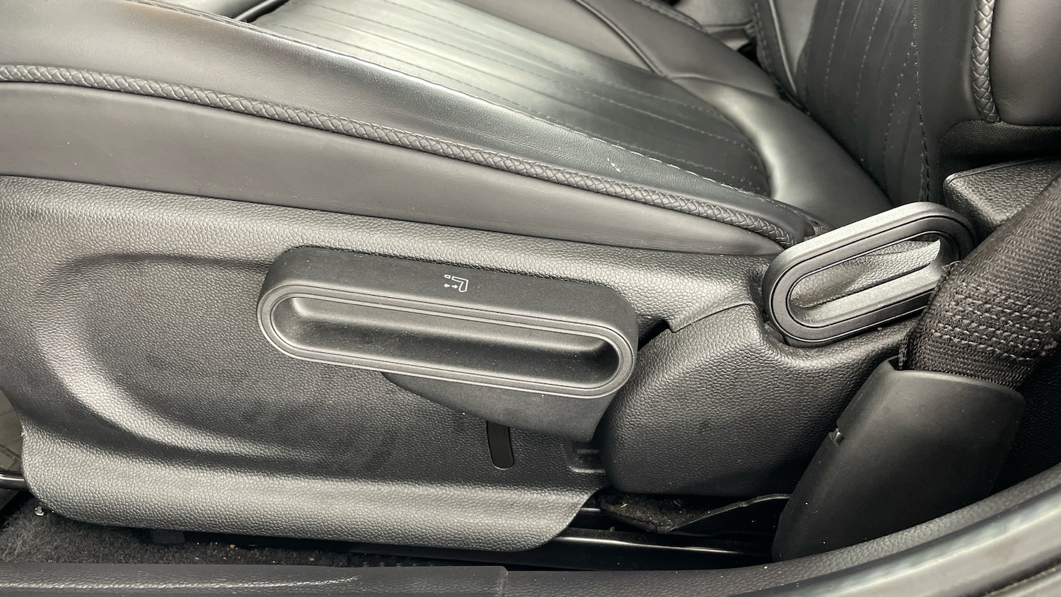 Used MINI Hatch 2022 for sale - 76946712: Photo 28