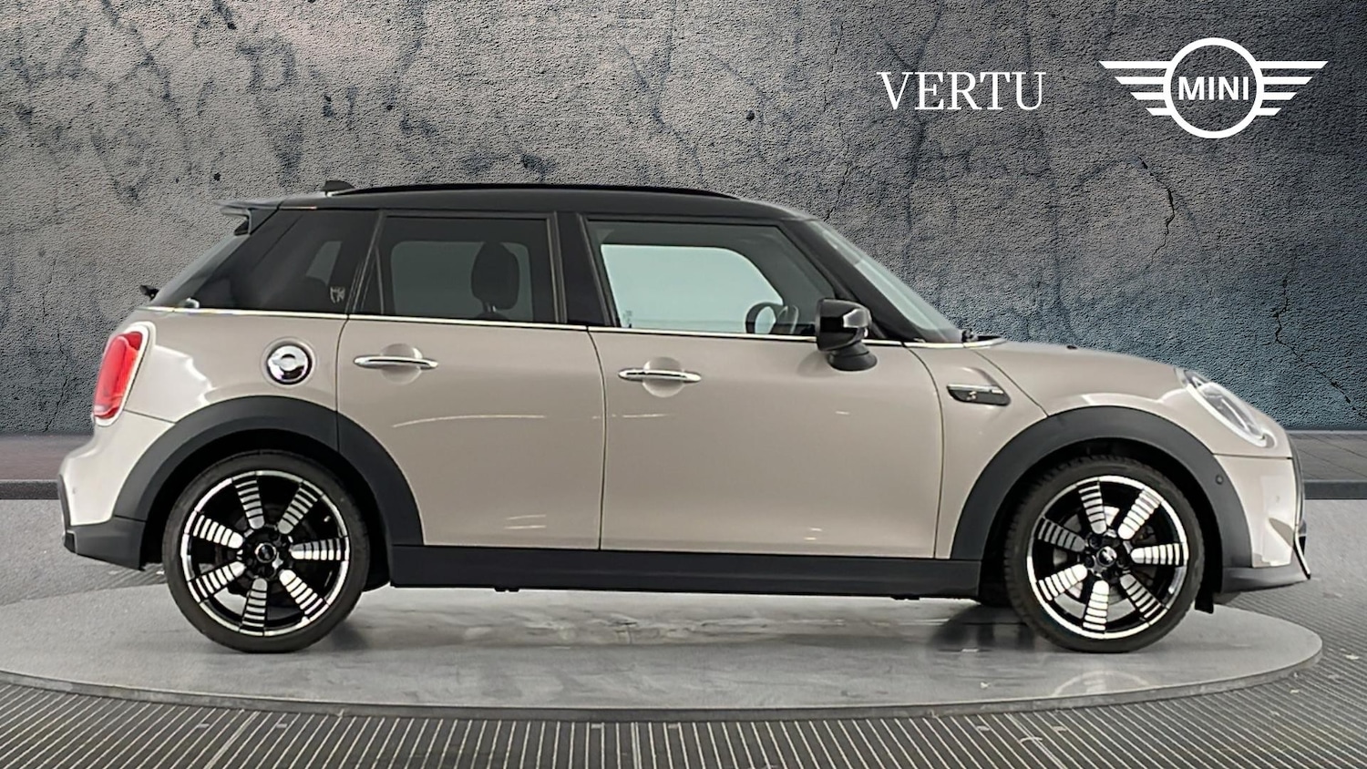 Used MINI Hatch 2022 for sale - 76946712: Photo 3