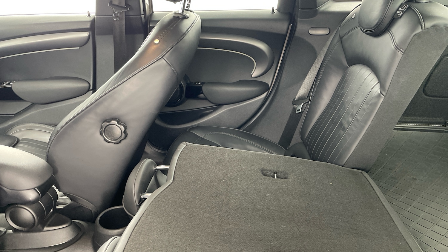 Used MINI Hatch 2022 for sale - 76946712: Photo 40