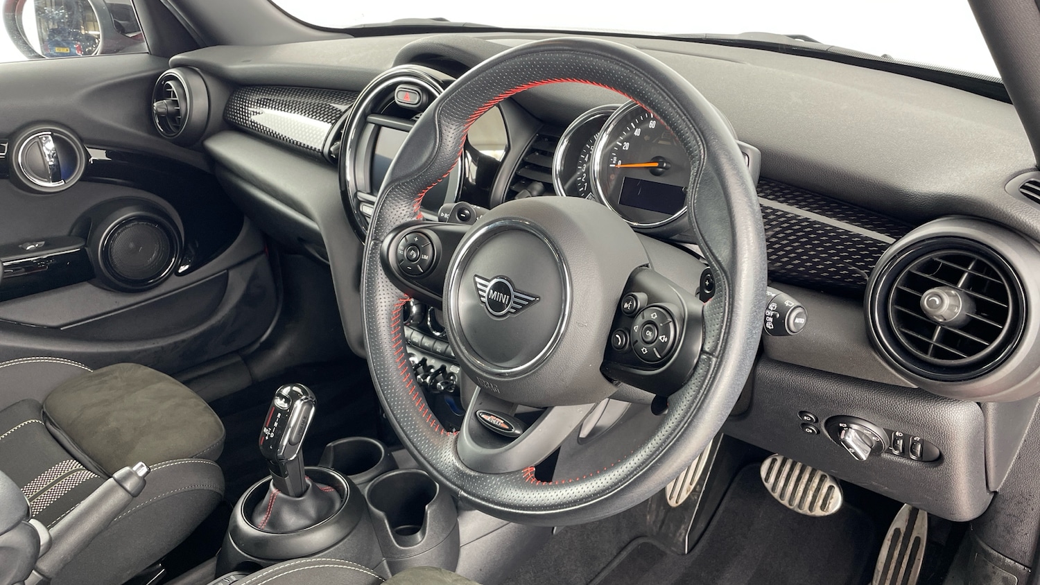 Used MINI Hatch 2020 for sale - 76974159: Photo 6