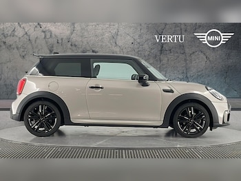 Used MINI Hatch 2023 for sale - 78732847: Photo