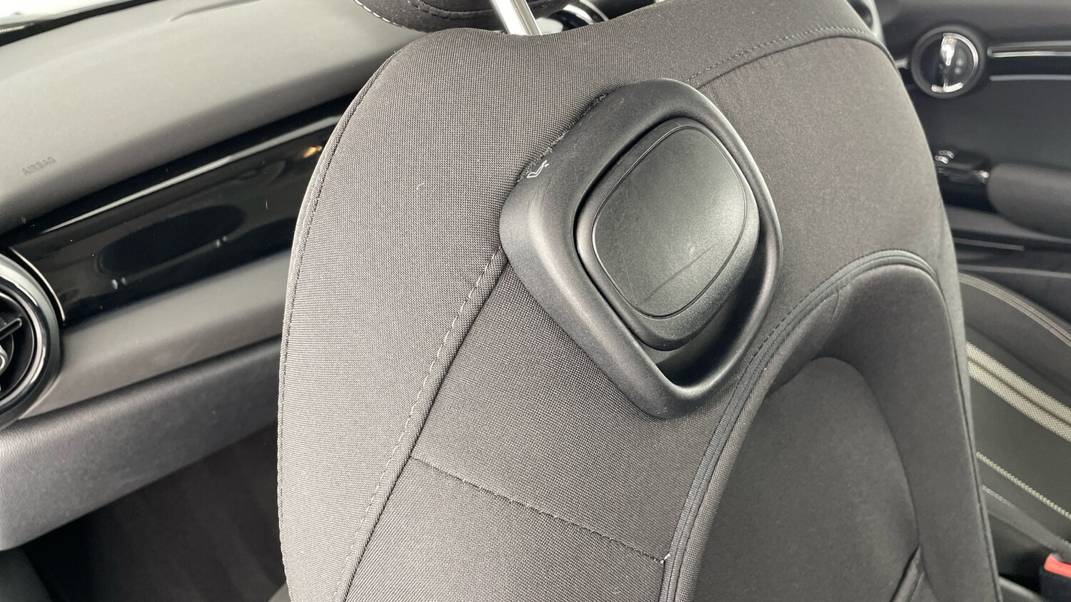 Used MINI Hatch 2022 for sale - 77462299: Photo 31